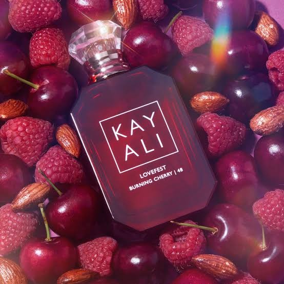 Kayali Lovefest Burning Cherry l 48 - 100m